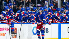 Красивый дубль Макдэвида, победа Флориды и день Нью-Йорка в НХЛ