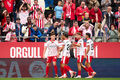 Lewandowski gives Barça a π and Rayo Real a home run. Review of the 12th round of La Liga