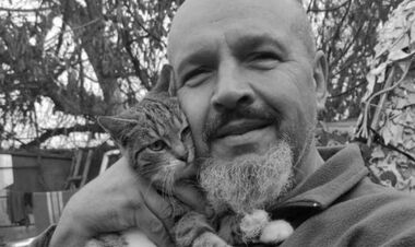 Склоним головы. Покорял бездорожья – имел обувную фабрику – погиб на войне