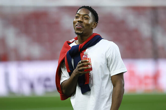 Футболіст гранда. У гравця збірної України може з'явитися конкурент