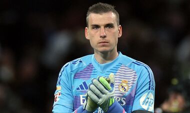 Воротар збірної України розізлився на коуча, незадоволений своїм становищем