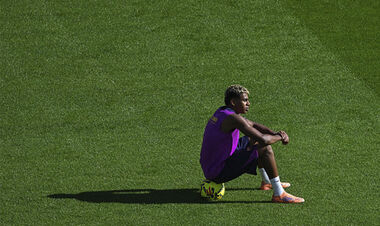 Имя Ламин Ямаль не связано с его семьей. Почему у звезды Барсы такое имя?