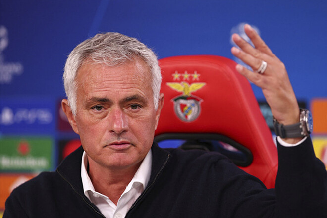 ФОТО. Тренер Судакова и Трубина выставил счет бывшему клубу на полмиллиона