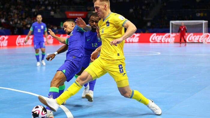 Сборная Украины на выезде обыграла Францию