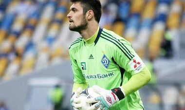 «Взагалі не розмовляв чудак». Воротар Динамо залишив клуб через дві причини