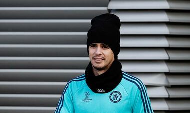 Экс-полузащитник Челси и сборной Бразилии готов завершить карьеру