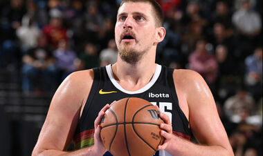 ВИДЕО. Йокич установил два рекорда НБА в матче с Клипперс