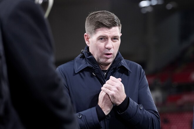 Легендарний гравець Ліверпуля може очолити одного з лідерів Чемпіоншипу