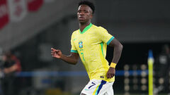 Анчелотти про Винисиуса: «В сборной Бразилии играет хуже, чем в Реале»