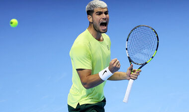 Алькарас одолел Музетти и с тремя победами вышел в плей-офф ATP Finals 2025