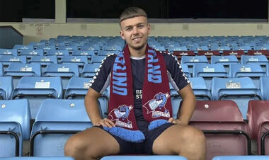 ФОТО. Футболіст, який пережив ножове поранення. Хто він?