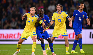 Фиаско сборной, красная для Роналду, Усик – в Узбекистане, дубль Холанда