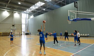 ФОТО. Сборная Украины прибыла в Ригу и провела первую тренировку