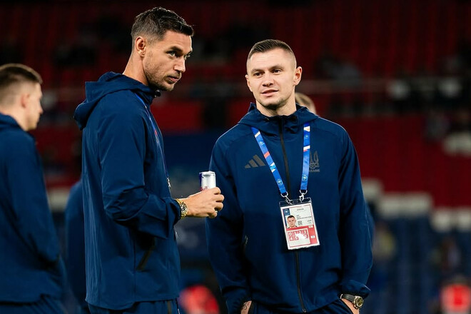 ФОТО. Збірна України прибула на Парк де Пренс, де зіграє проти Франції