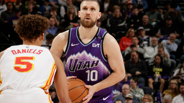 НБА: неудачный матч Михайлюка, яркие победы Торонто и Финикса