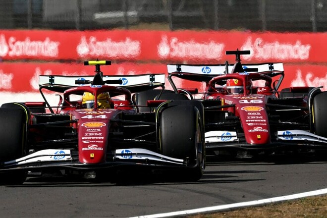 Журналист BBC раскрыл срок контрактов Хэмилтона и Леклера