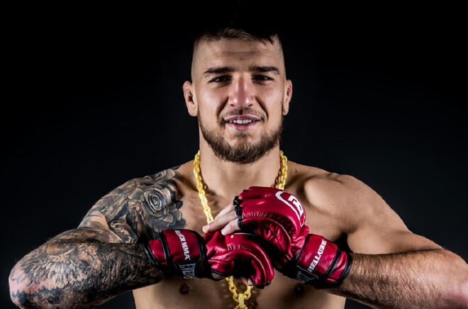 Топовий український боєць приєднався до антидопінгової програми UFC