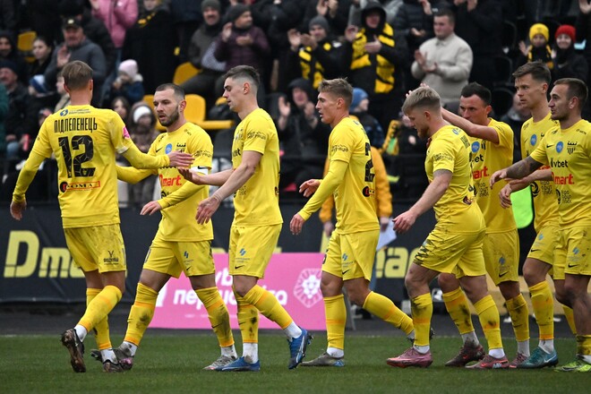 Буковинцы насыпают до краев. Что нужно знать о лидере Первой лиги