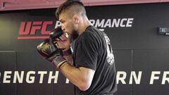 Плюс один украинец в UFC. Экс-чемпион Bellator будет выступать в топ-лиге