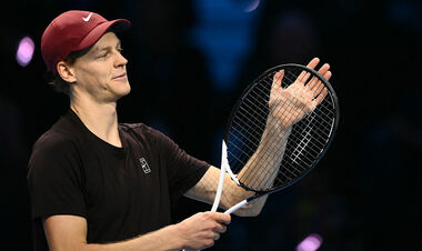 Синнер пробился в финал Итогового турнира, в 13-й раз переиграв де Минаура