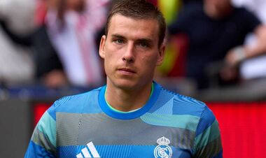 Реал получил предложение по Лунину от топ-клуба. Перес в шоке от суммы