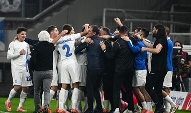 Дания, как? Отыграться с 0:3: Греция и Шотландия выдали безумный матч