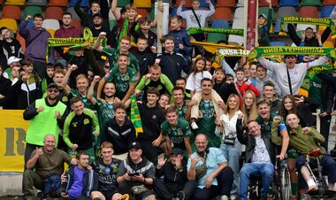 ФОТО. «Ну і п****й». Фанати Ниви написали послання клубу УПЛ