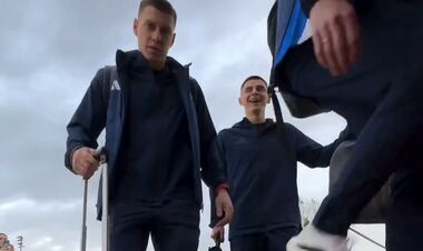 ВИДЕО. Сборная Украины отправилась в Польшу на решающий матч с Исландией