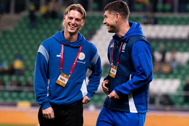 ФОТО. Збірна України прибула на стадіон на гру з Ісландією