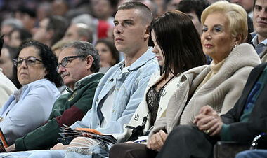 Лунин отреагировал на матч Украина – Исландия, где Трубин показал чудо-игру