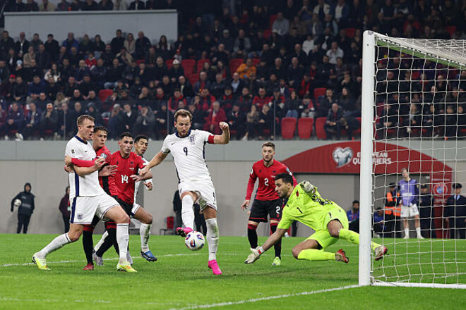 Так и не пропустили в отборе: Англия с дублем Кейна обыграла Албанию