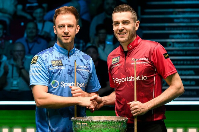 Чемпион чемпионов. Трамп и Селби определили победителя турнира в Лестере