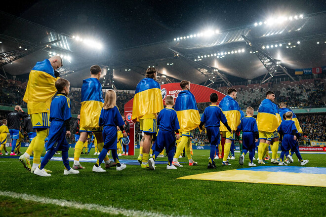 ФОТО. У мережу злили нову гостьову форму збірної України