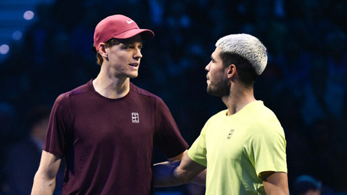 Алькарас и Синнер в двухчасовой битве определили чемпиона Итогового турнира