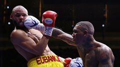 Benn is a winner. Eubank could not cope with the opponent and lost without a chance