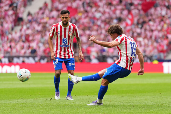 ВІДЕО. Дубль Хуліана. Альварес оформив шедевр зі штрафного у ворота Реала