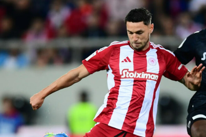 Стало известно, когда форвард Олимпиакоса Яремчук выйдет на поле