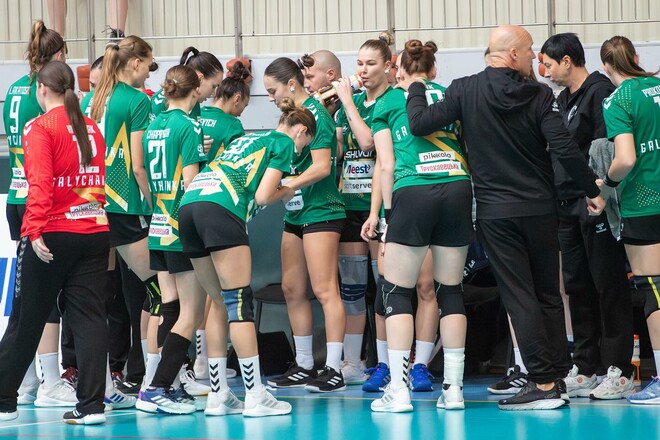 EHF European Cup. Галичанка в первом матче уступила клубу Бети-Онак