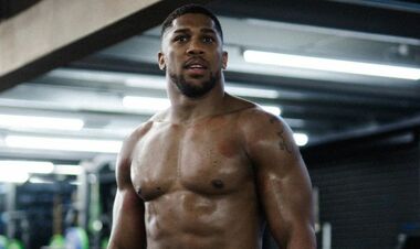 Ентоні ДЖОШУА: «В цього хлопця поїхав дах»