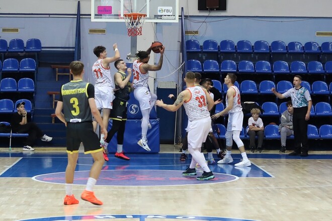 ФОТО. Определена символическая пятерка и MVP игровой недели в Суперлиге