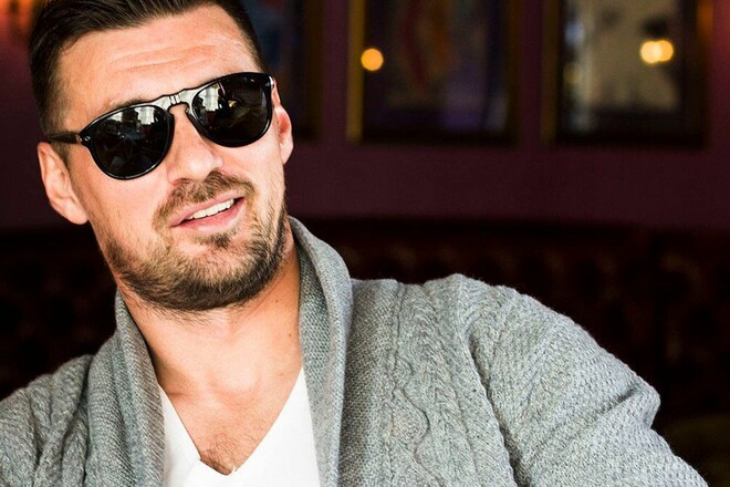 Артем МИЛЕВСКИЙ: «Он звал играть за Барселону»