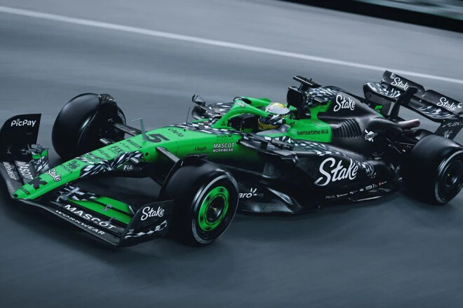 ФОТО. Команда Ф1 представила прощальную ливрею на Гран-при Лас-Вегаса