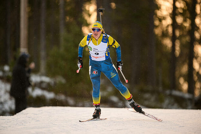 ФОТО. Деньги за скорость: украинские биатлонистки получили вознаграждение