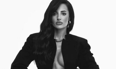 ФОТО. Жена футболиста УПЛ похвасталась своей задницей. Огонь