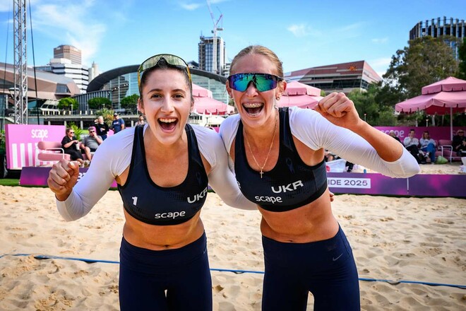 Впервые в истории. Украинки пробились в 1/8 финала ЧМ по пляжному волейболу