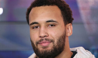 Промоутер Итаумы назвал его главную проблему: «За год он провел три раунда»