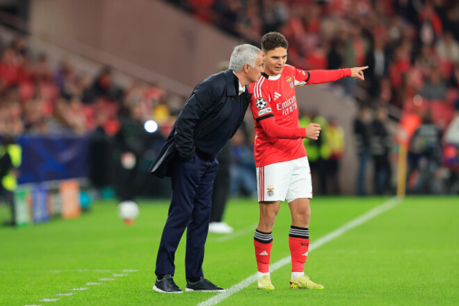 Источник: Моуриньо принял важное решение касательно звезды сборной Украины