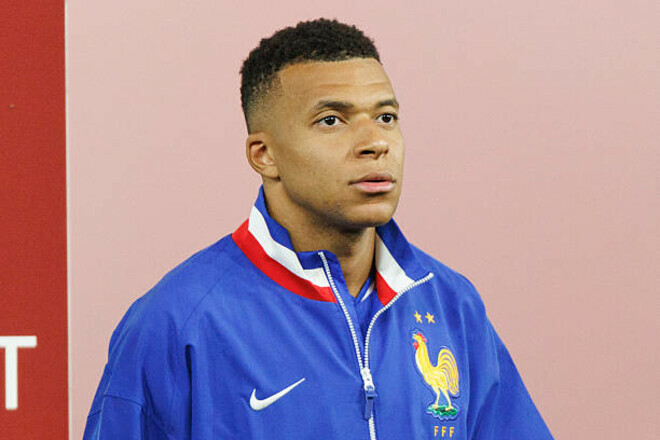 Мбаппе полетів у Дубай замість Мадрида: скандал навколо зірки