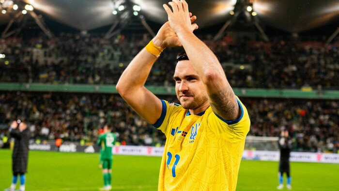 Футболиста, который феерит за сборную Украины, позвали в шоу «Холостяк»