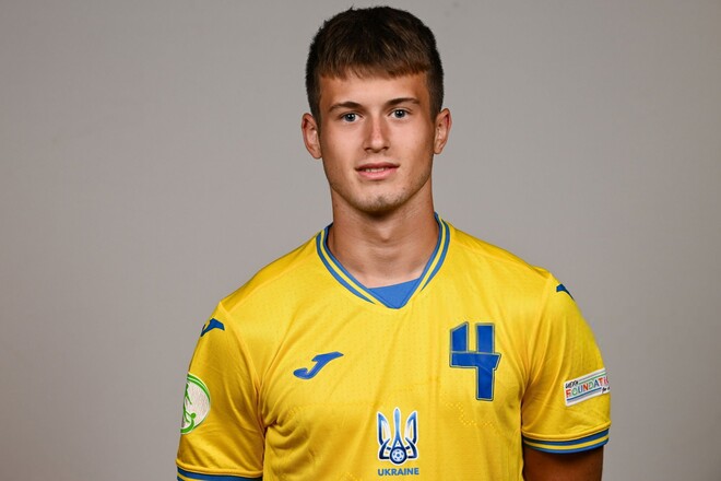 ФОТО. Квартира капітана юнацької збірної України постраждала від обстрілу